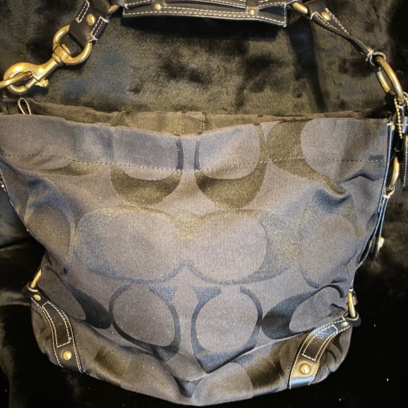 💯 Authentic Coach bag - Picture 1 of 4